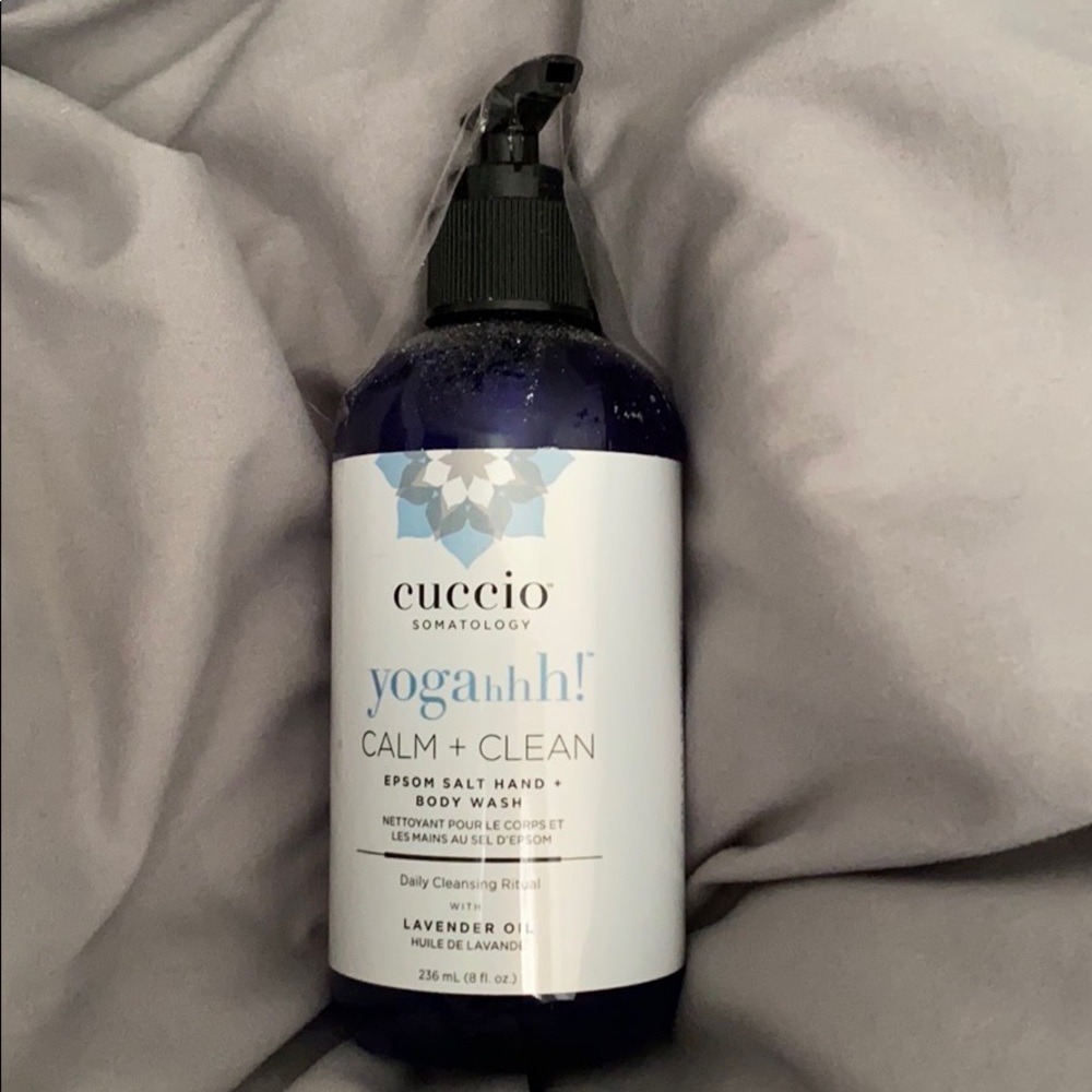 Cuccio yogahhh! Calm and Clean